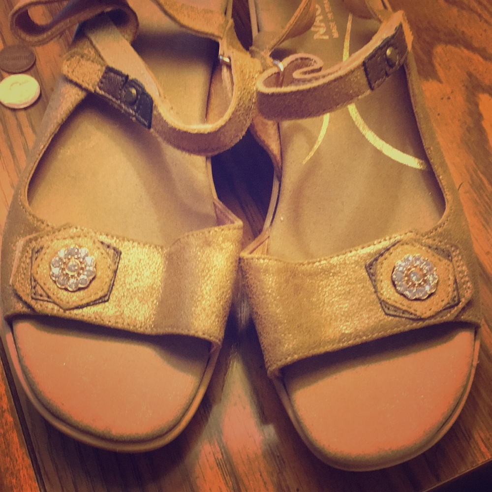 NAOT Reserve sandal